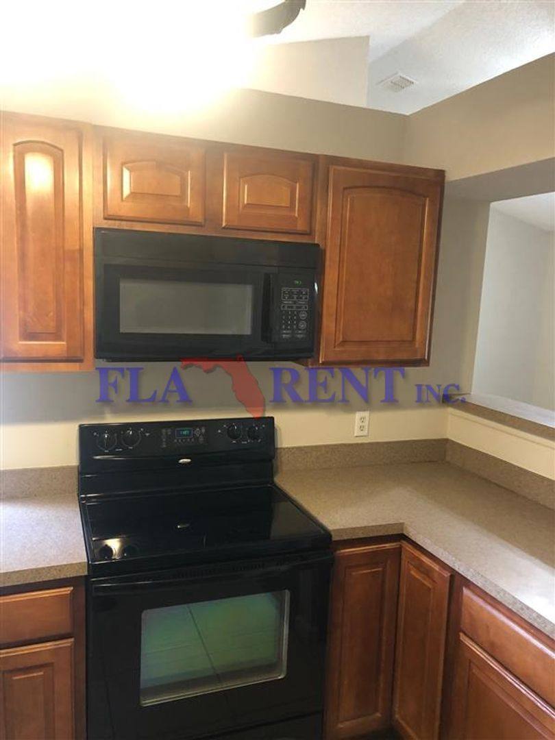 House for rent at 2820 Beckwith St, Deltona, FL 32738