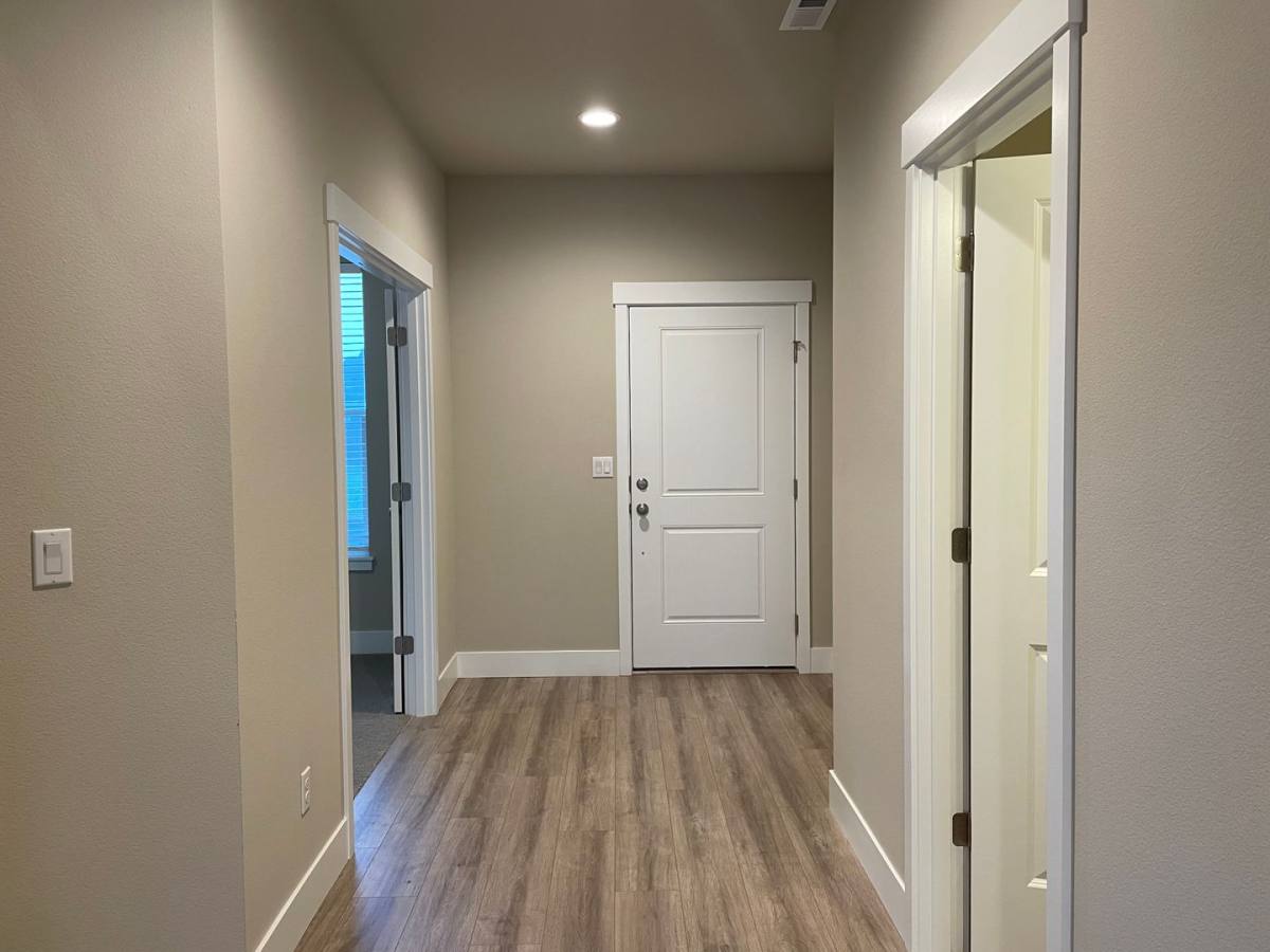 House for rent at 72 N 88th Dr, Ridgefield, WA 98642
