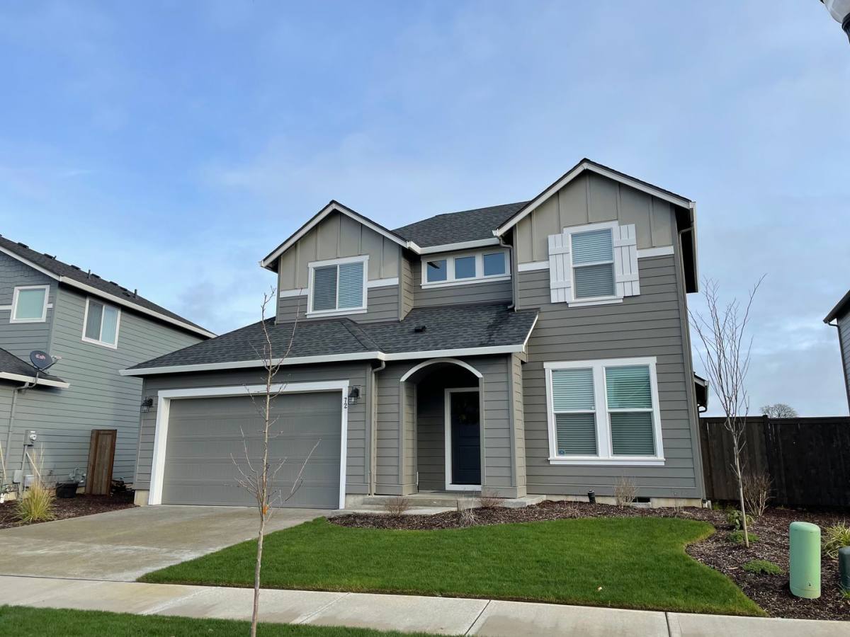 House for rent at 72 N 88th Dr, Ridgefield, WA 98642