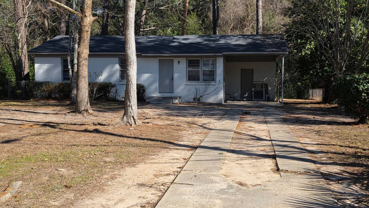 House for rent at 334 Williams St, Albany, GA 31705
