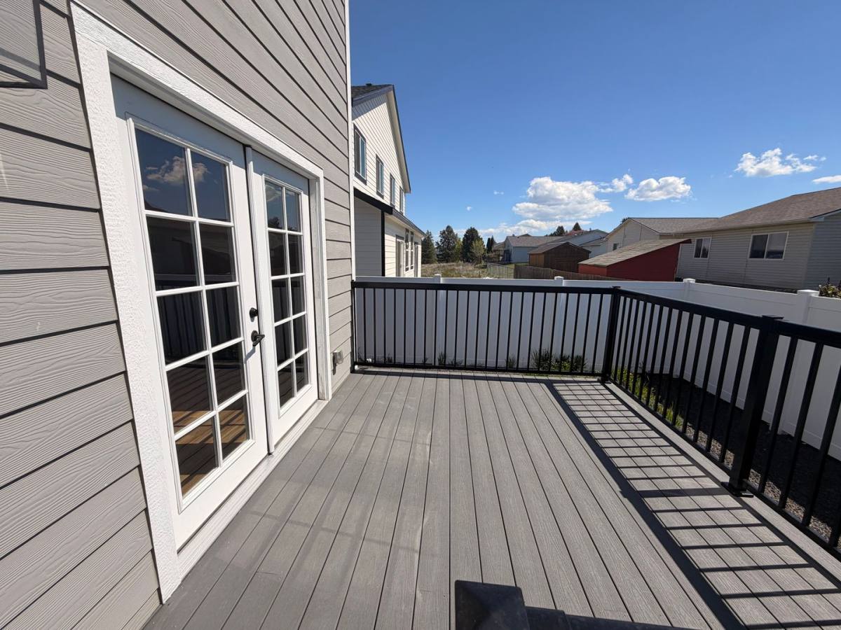 Apartment for rent at 13825 W Redding Dr, Airway Heights, WA 99001