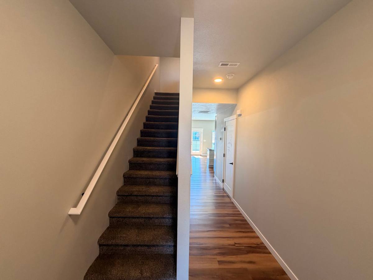 Apartment for rent at 13825 W Redding Dr, Airway Heights, WA 99001