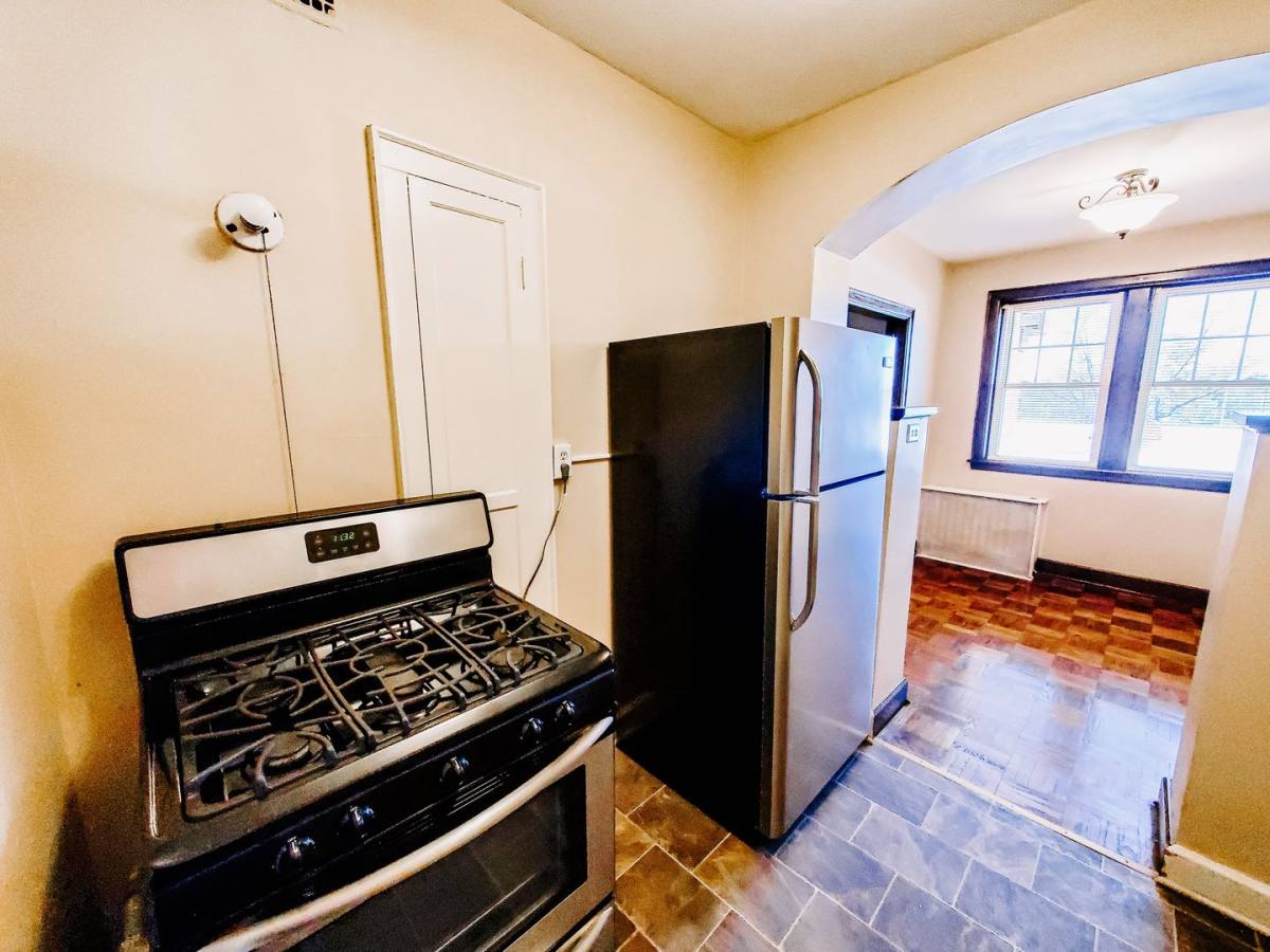 Apartment for rent at 3503 Jones St, Omaha, NE 68105