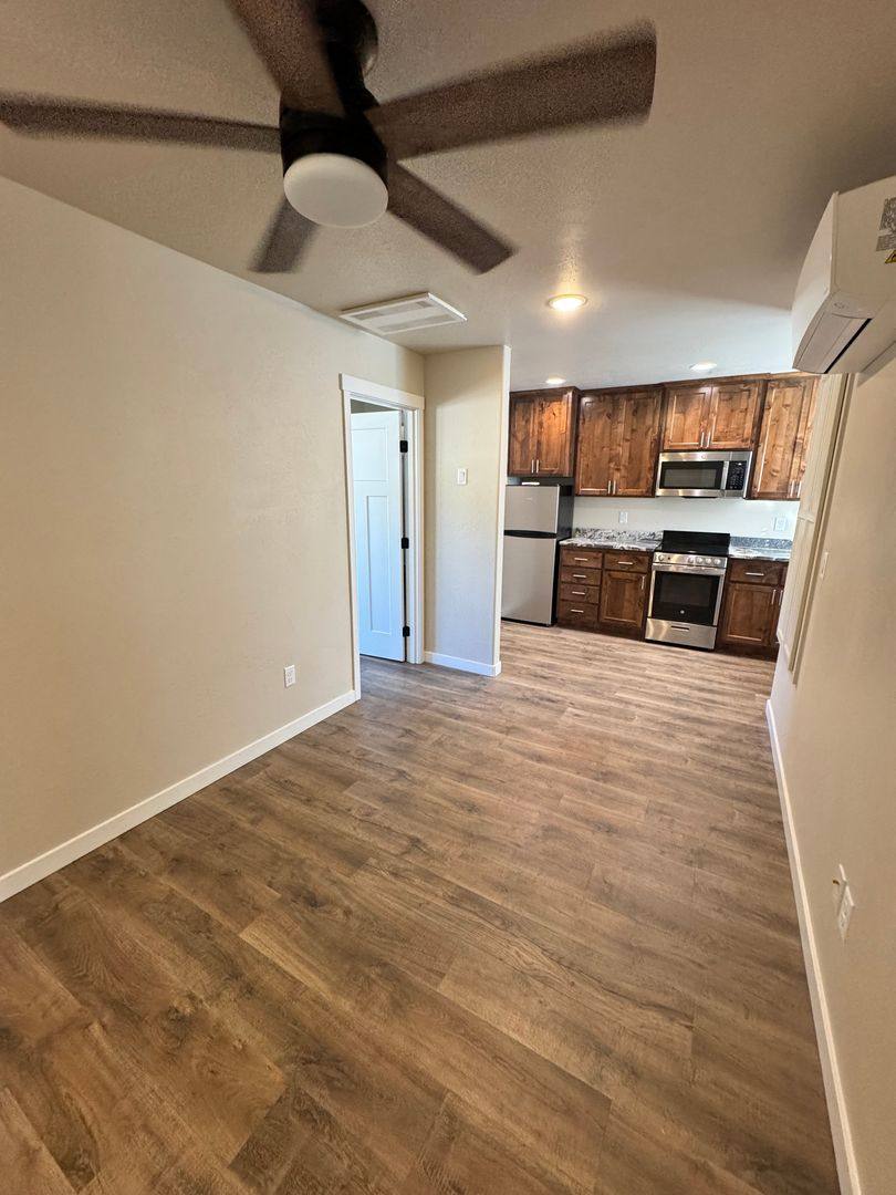 Apartment for rent at 7860 28th St, White City, OR 97503