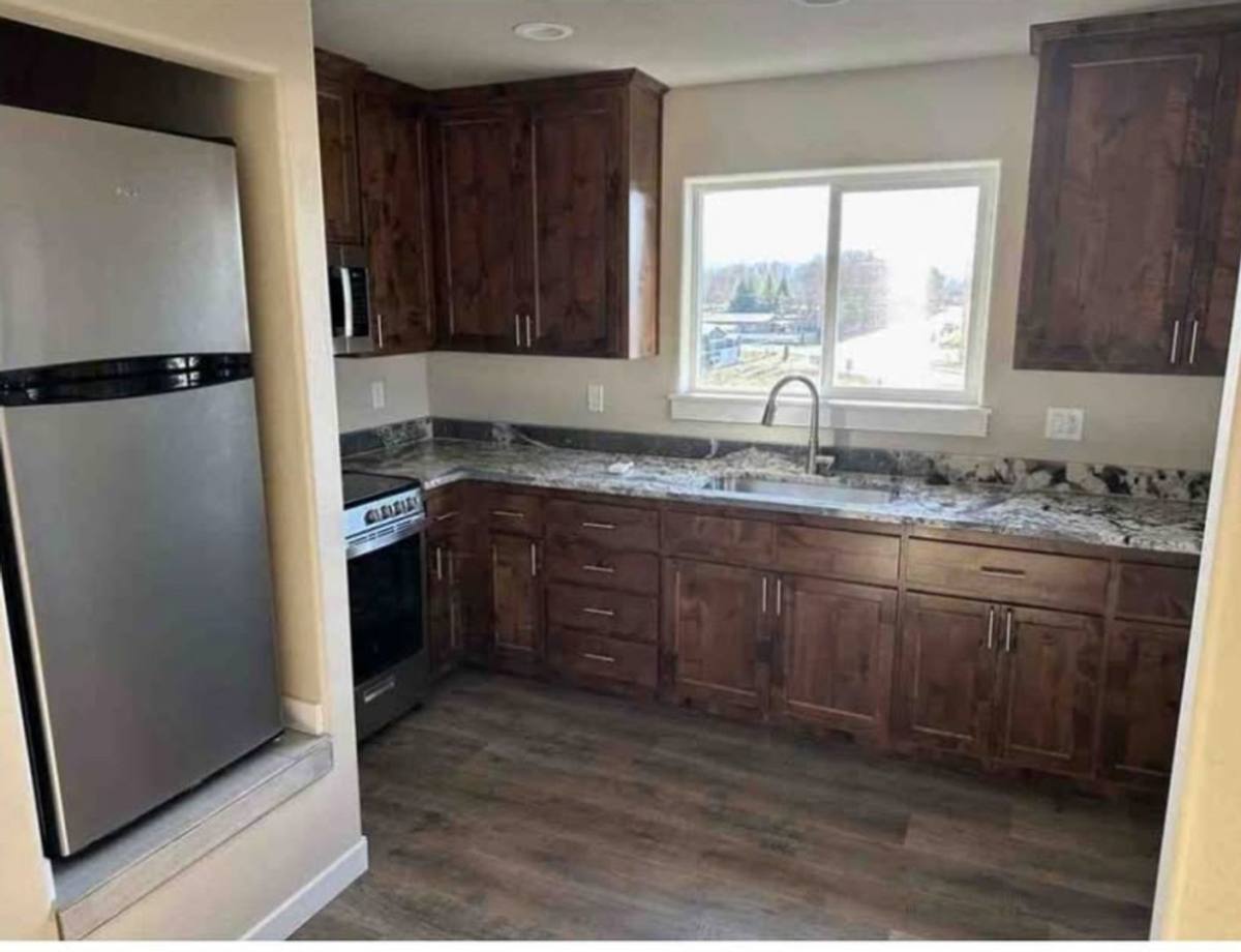 Apartment for rent at 7860 28th St, White City, OR 97503