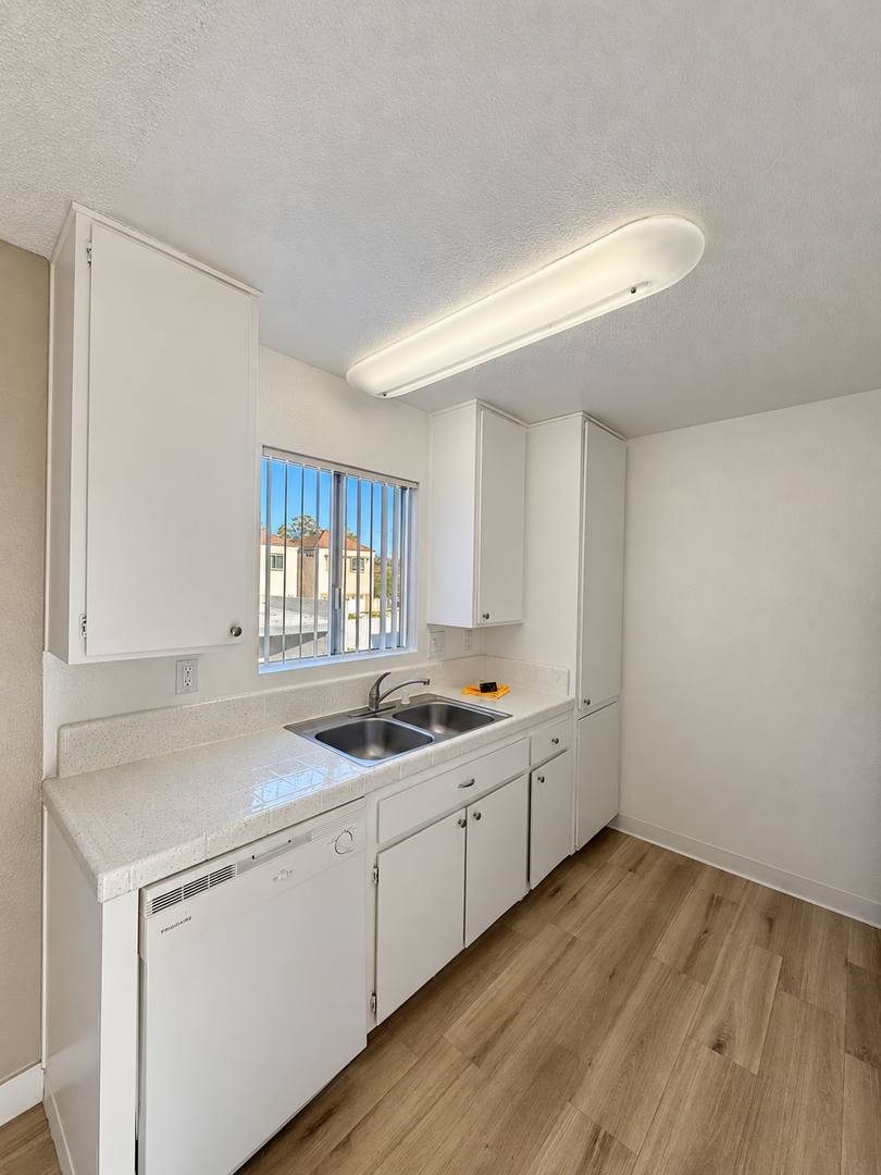 Quail View, 1960 E Grand Ave, Escondido, CA 92027 - Apartment for Rent - Image 6