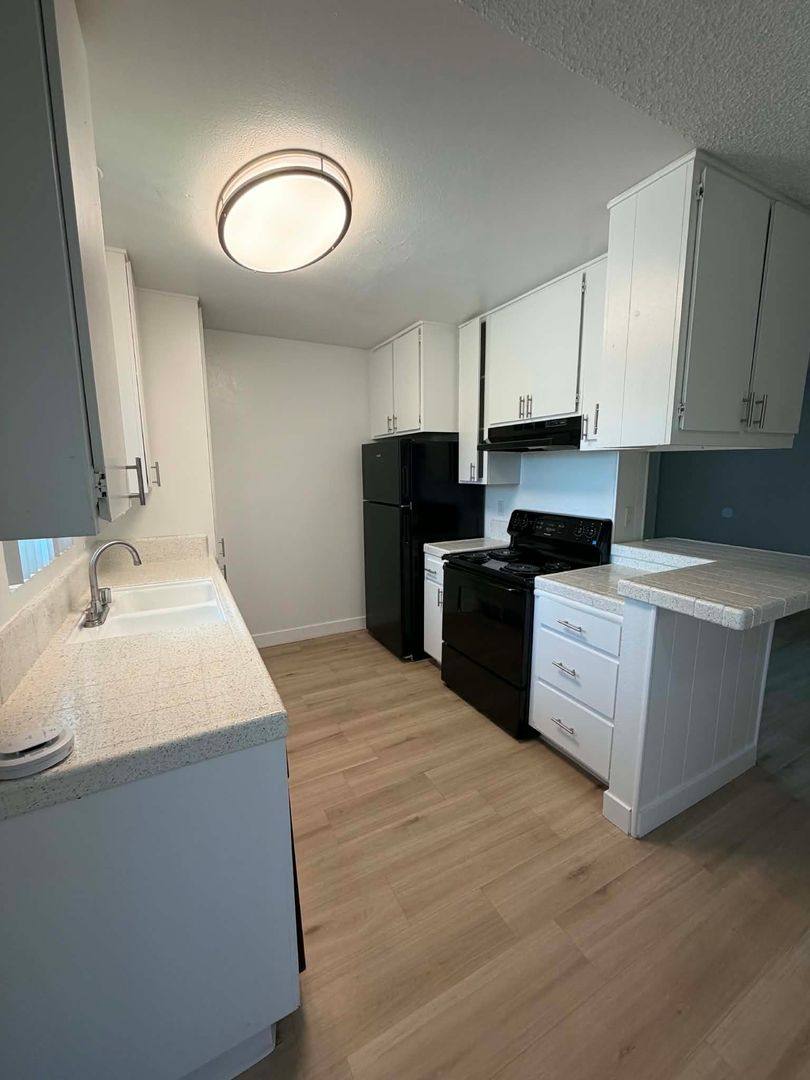 Apartment for rent at 1960 E Grand Ave, Escondido, CA 92027