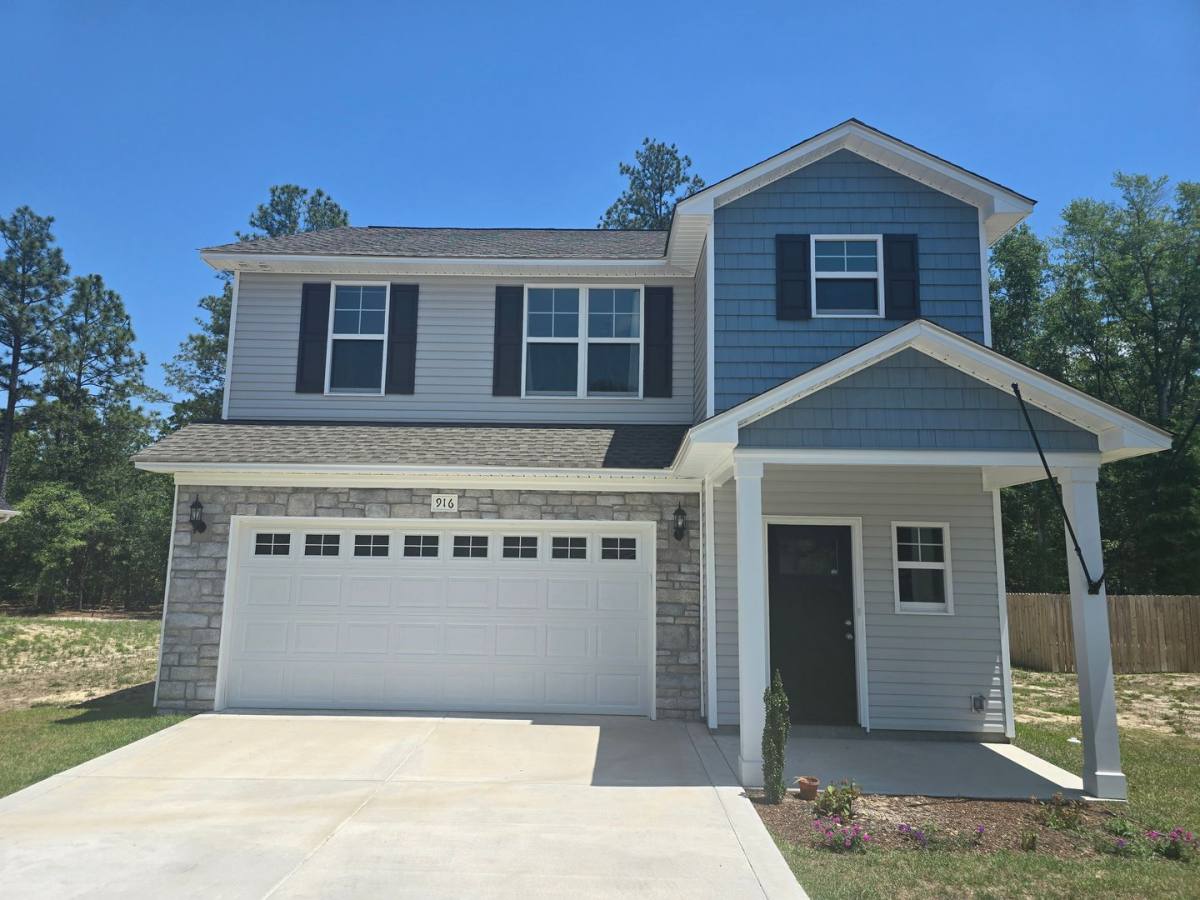House for rent at 916 Stevens St, Raeford, NC 28376