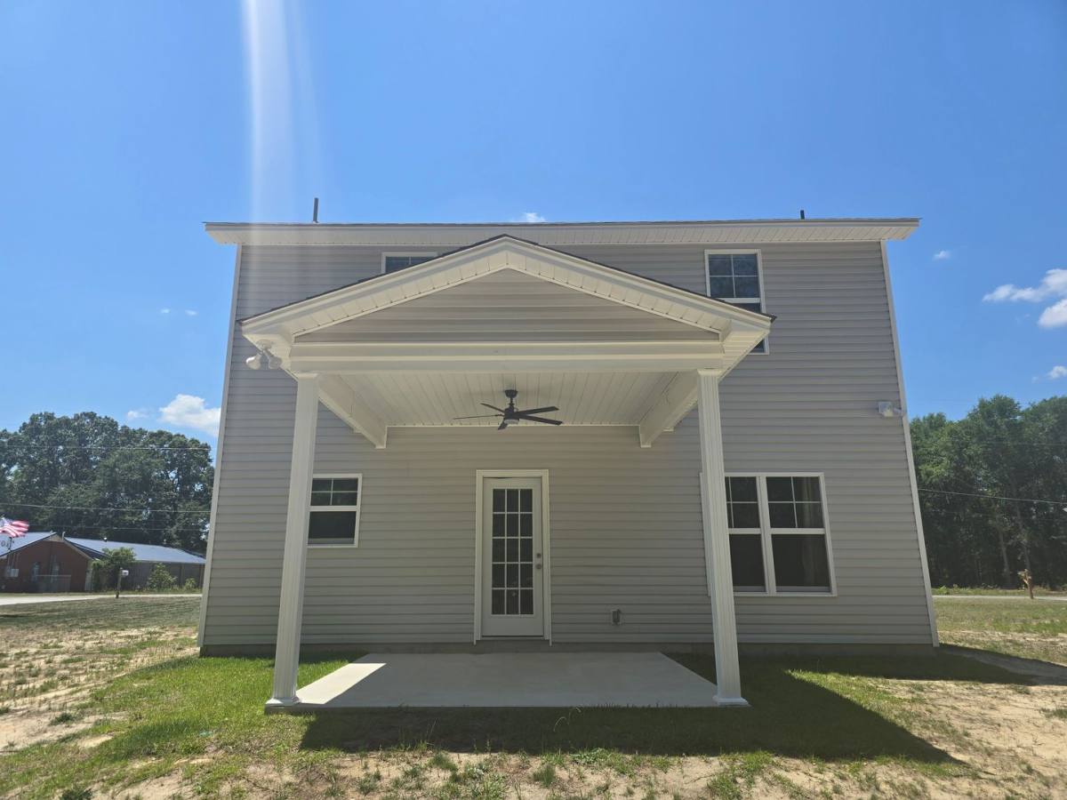 House for rent at 916 Stevens St, Raeford, NC 28376