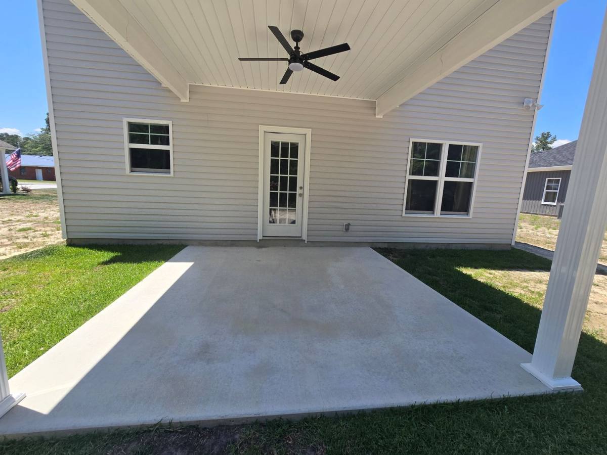 House for rent at 916 Stevens St, Raeford, NC 28376
