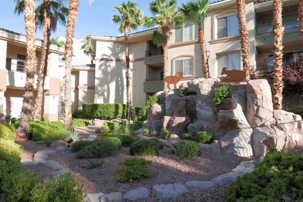 Condo for rent at 7163 Durango, Las Vegas, NV 89113