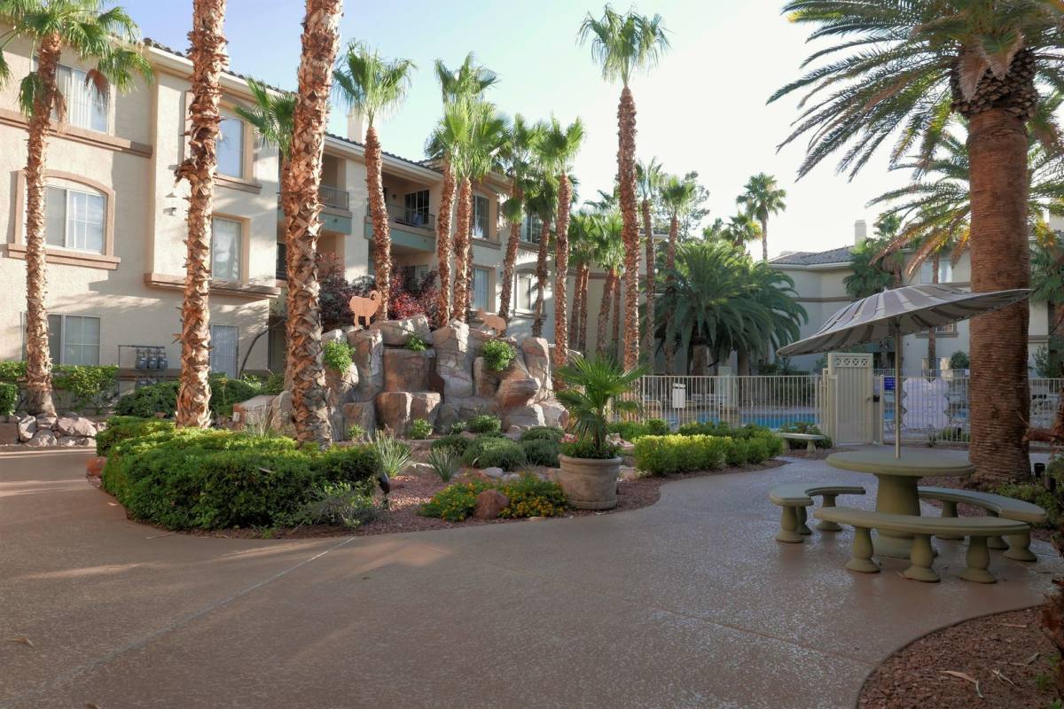 Condo for rent at 7163 Durango, Las Vegas, NV 89113