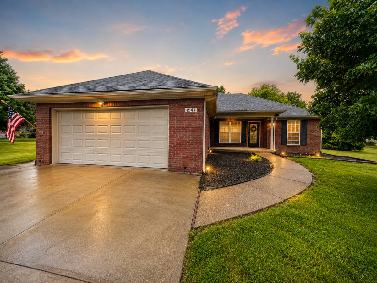 House for rent at 1547 Overlook Circle, Shelbyville, KY 40065