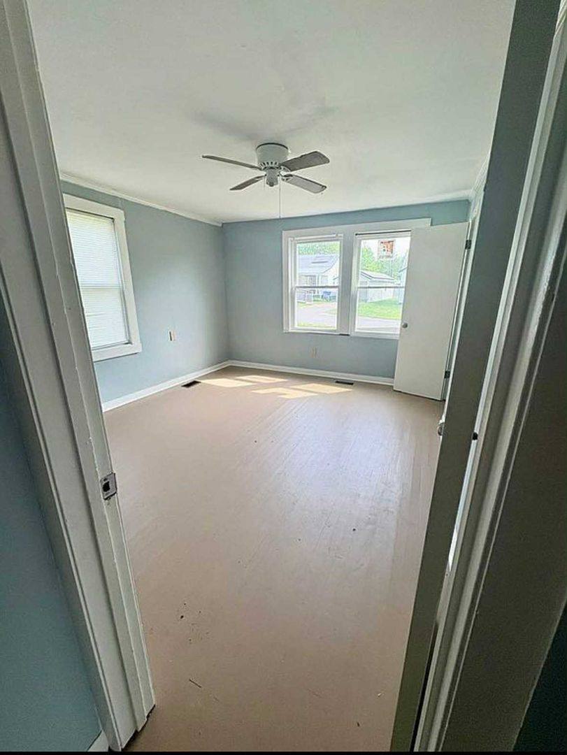 House for rent at 109 Lloyd St, Glasgow, KY 42141