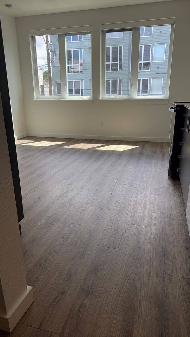 Apartment for rent at 2919 SE Division St, Portland, OR 97202