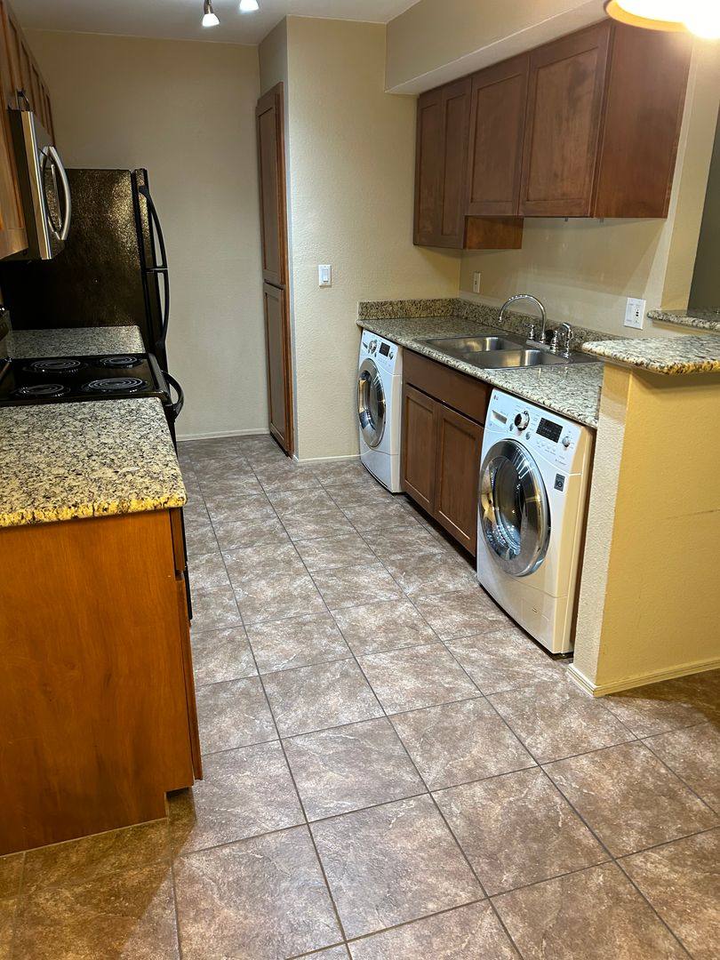 House for rent at 1385 W University Ave, Flagstaff, AZ 86004
