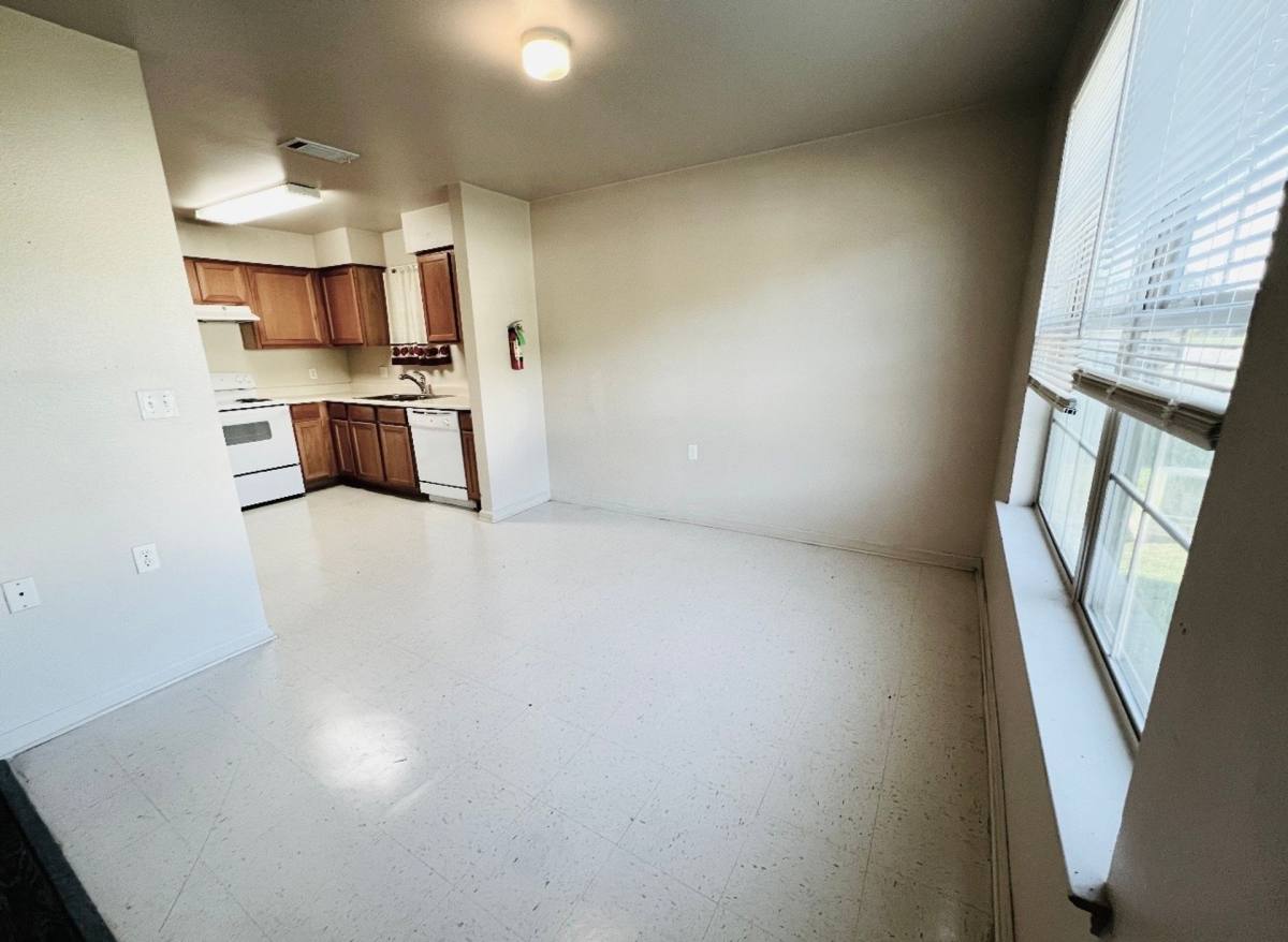 Townhouse for rent at 816 Martin Luther King Jr Dr, Lafayette, LA 70501