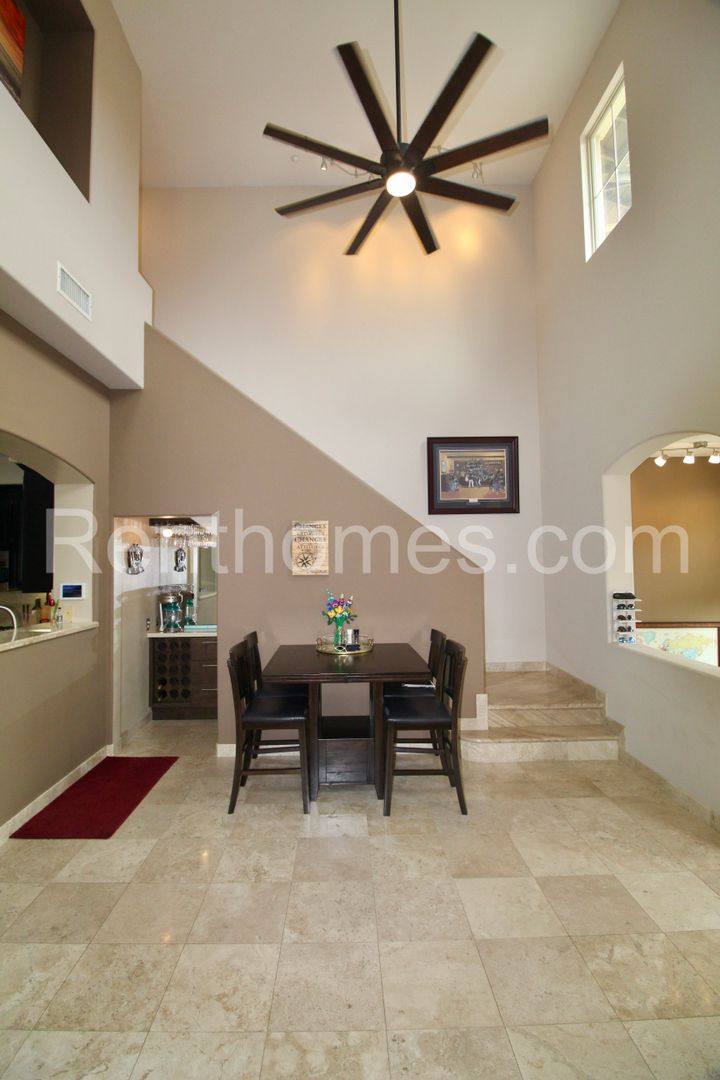 Townhouse for rent at 2802 Piantino Circle, San Diego, CA 92108