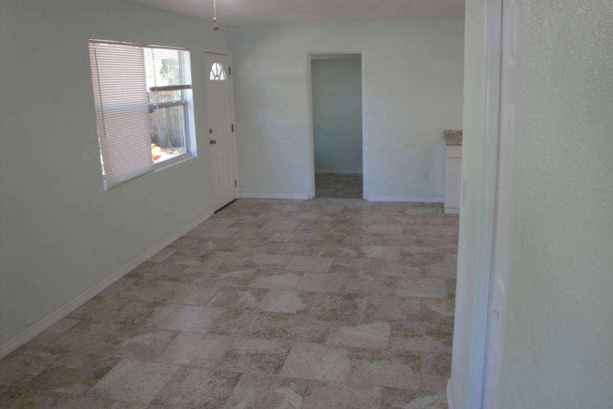 House for rent at 1665 37th St S, Saint Petersburg, FL 33711