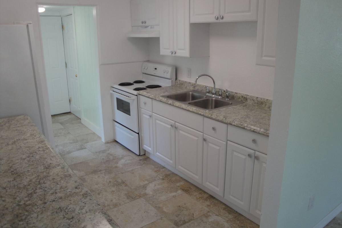 House for rent at 1665 37th St S, Saint Petersburg, FL 33711