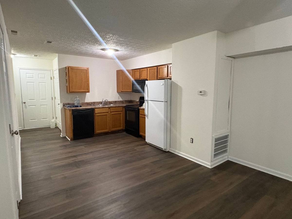 Apartment for rent at 541 McFadin Station St, Bowling Green, KY 42103