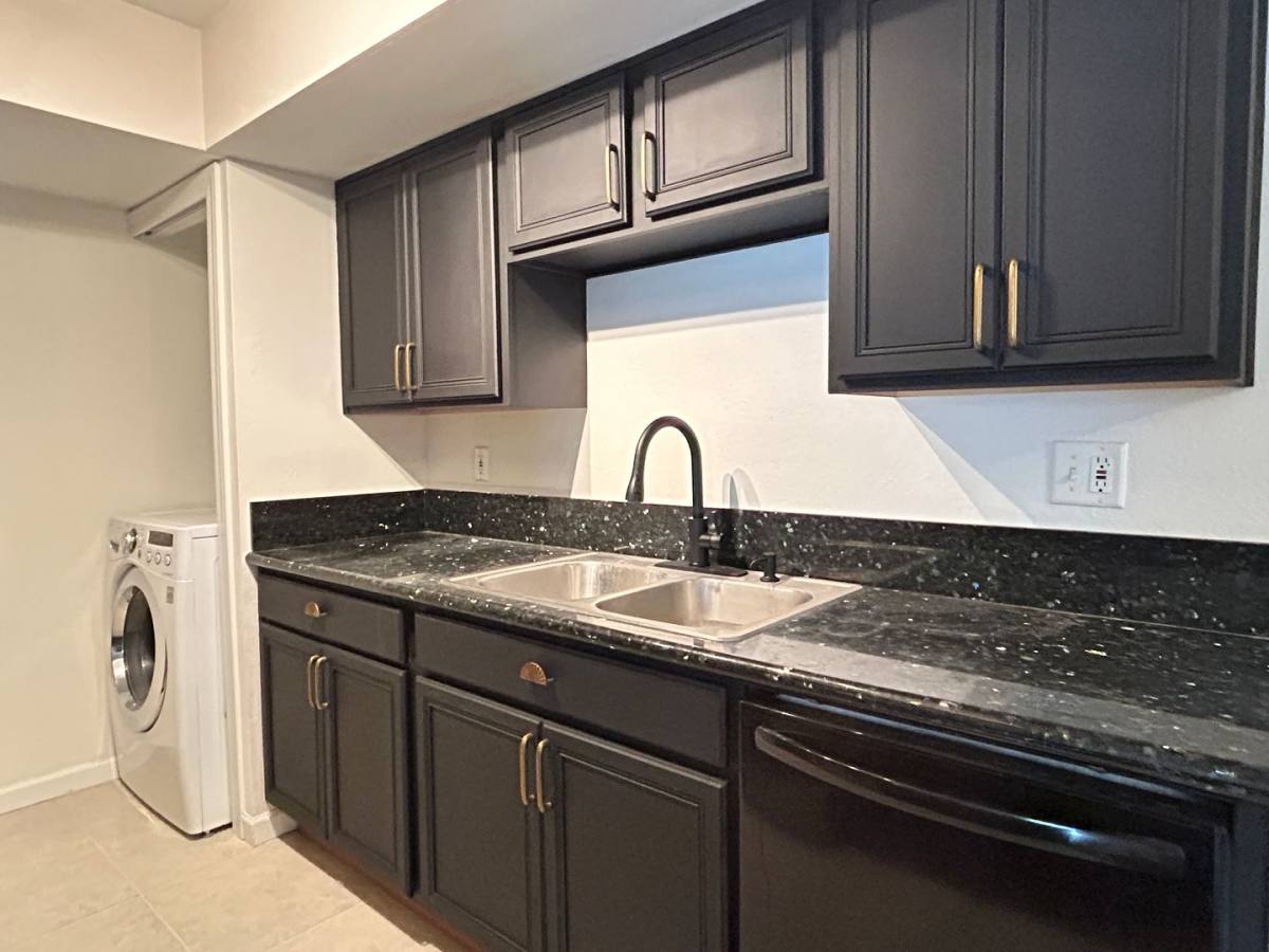 Condo for rent at 740 W Elm St, Phoenix, AZ 85013