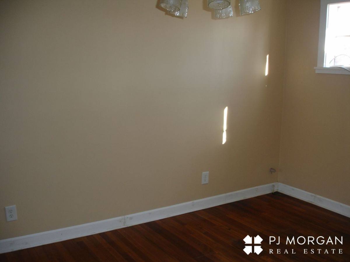 Apartment for rent at 4903 Underwood Ave, Omaha, NE 68132