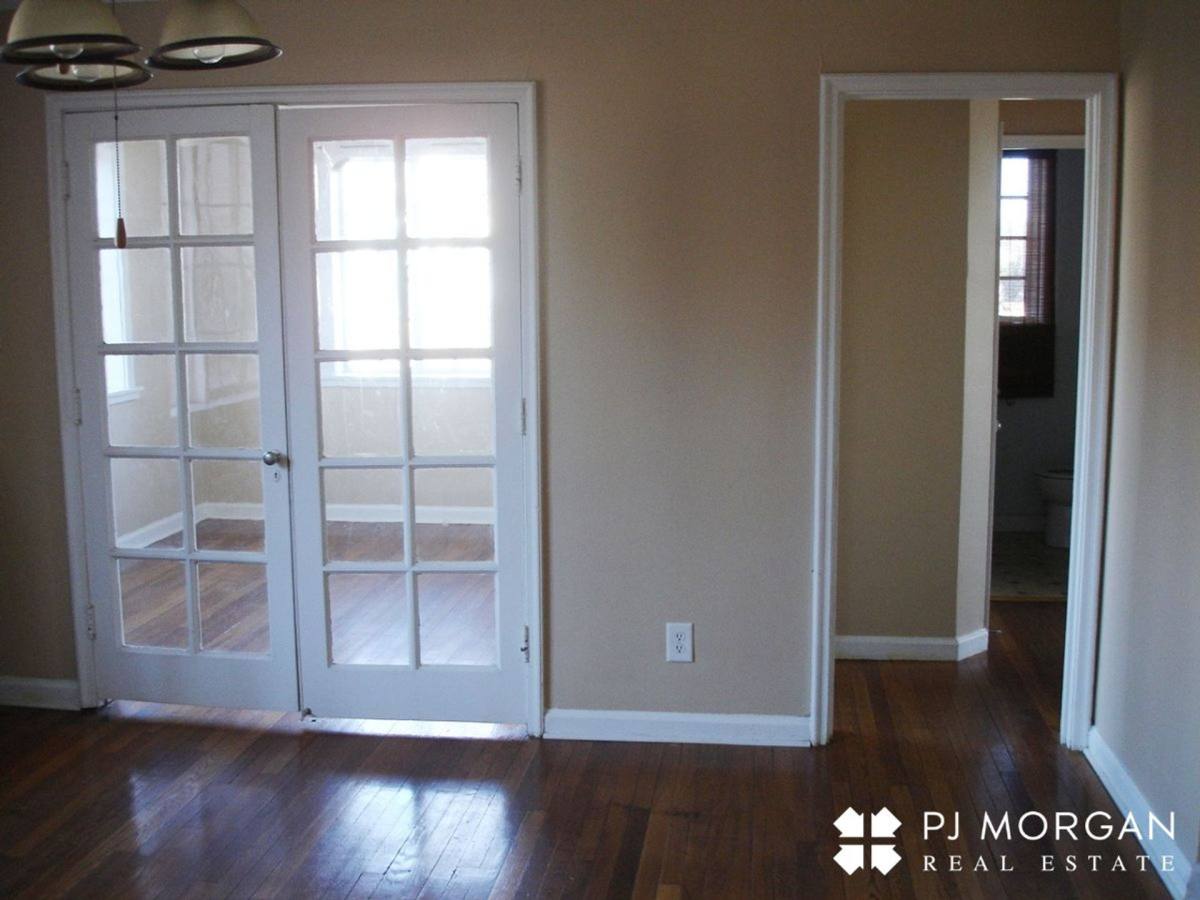 Apartment for rent at 4903 Underwood Ave, Omaha, NE 68132