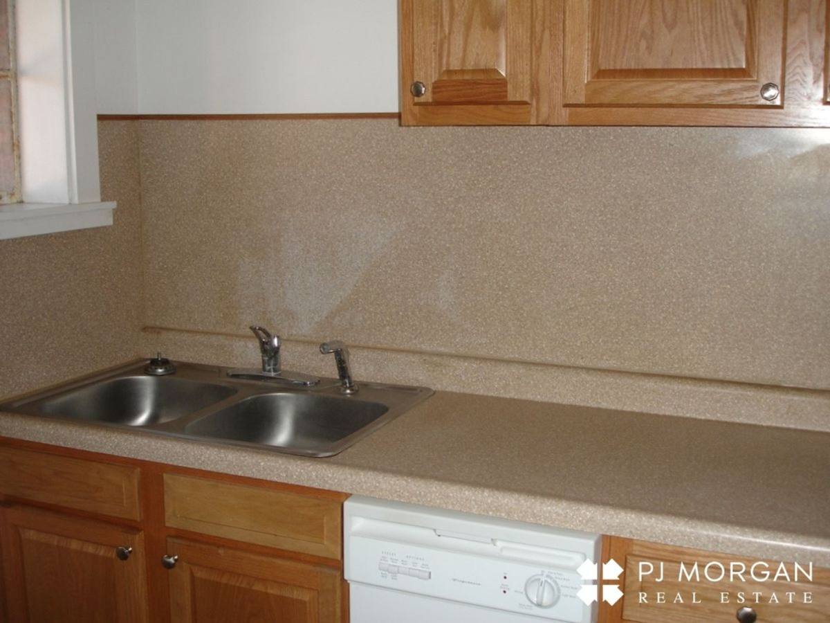Apartment for rent at 4903 Underwood Ave, Omaha, NE 68132