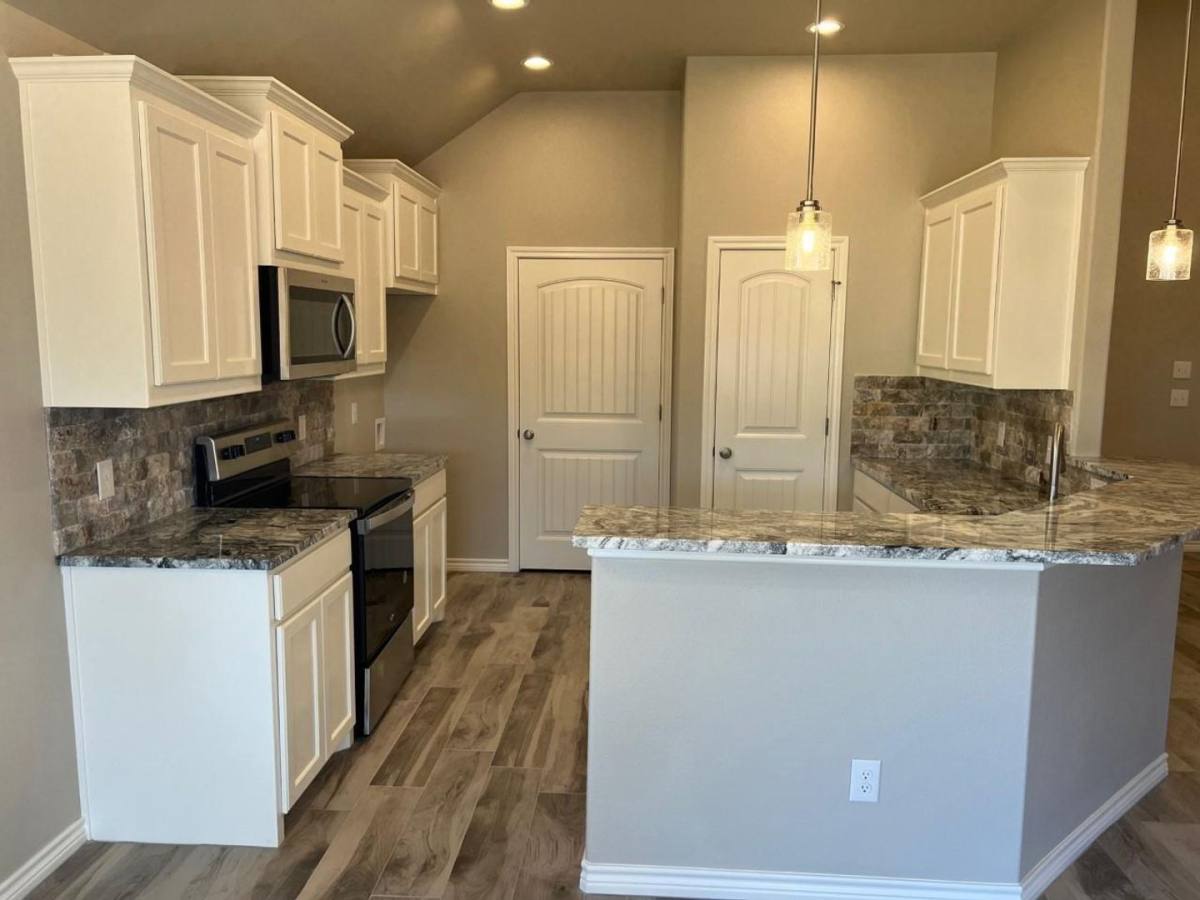 House for rent at 1125 Wild Rose Dr, Tolar, TX 76476