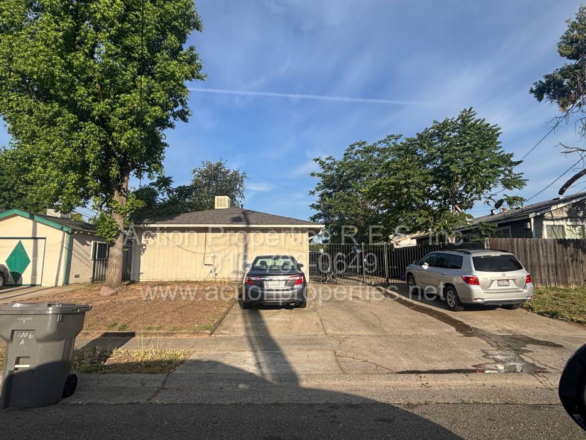Apartment for rent at 1006 Circuit Dr, Roseville, CA 95678