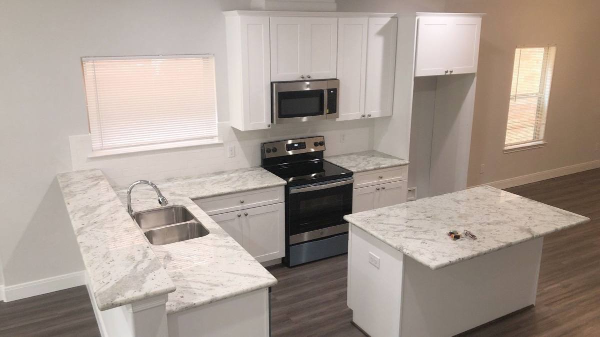 Apartment for rent at 9218 Nyssa St, Houston, TX 77078