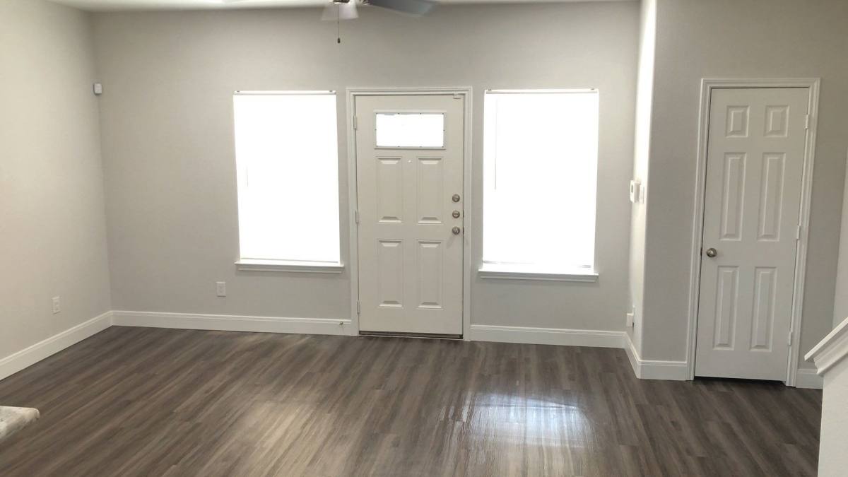 Apartment for rent at 9218 Nyssa St, Houston, TX 77078