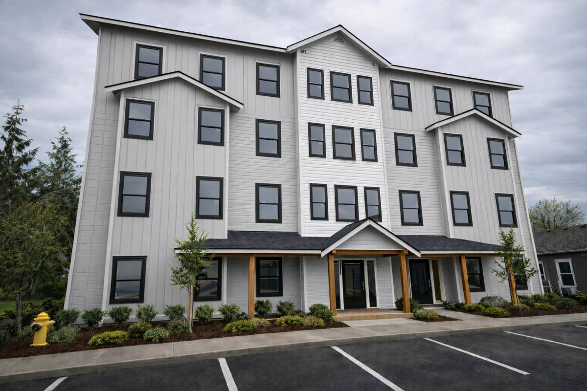 Apartment for rent at 2418 Verona St, Bellingham, WA 98229