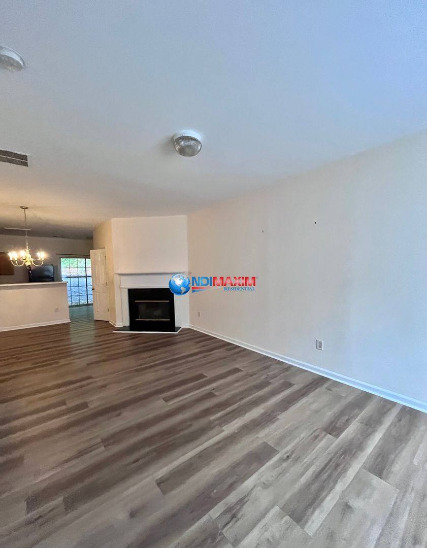 House for rent at 905 Redwood Dr, Norcross, GA 30093