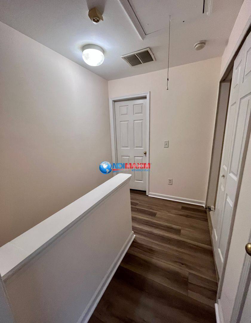 House for rent at 905 Redwood Dr, Norcross, GA 30093