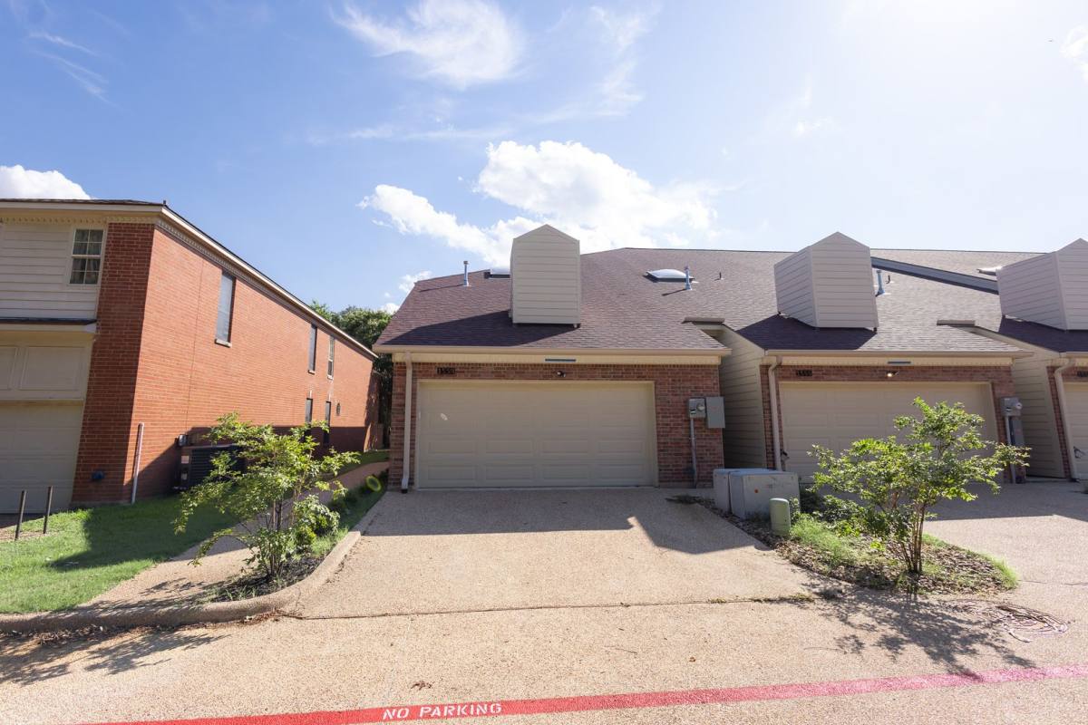 Townhouse for rent at 1546 Bennett St, Bryan, TX 77802