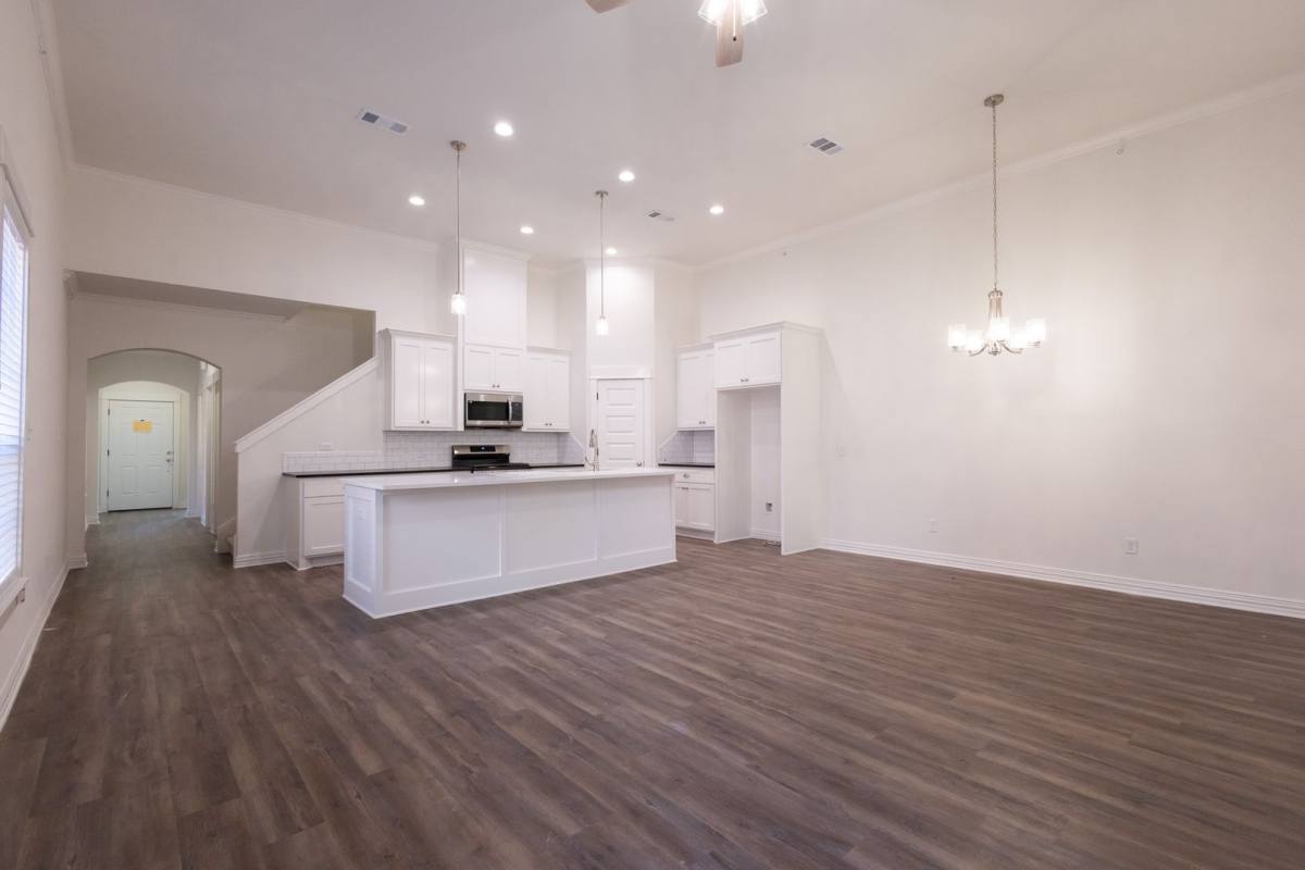Townhouse for rent at 1546 Bennett St, Bryan, TX 77802