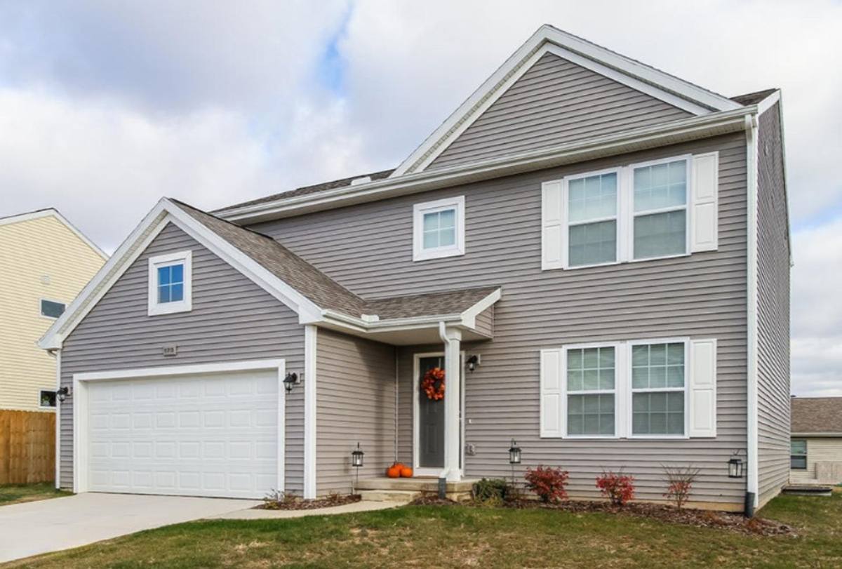 House for rent at 3985 Stone Mountain Dr, Kalamazoo, MI 49009
