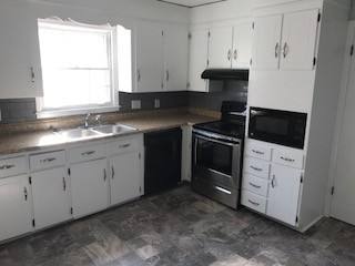House for rent at 11228 Gladewater Dr, Matthews, NC 28105