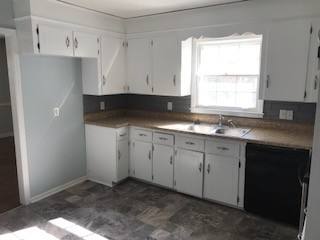House for rent at 11228 Gladewater Dr, Matthews, NC 28105