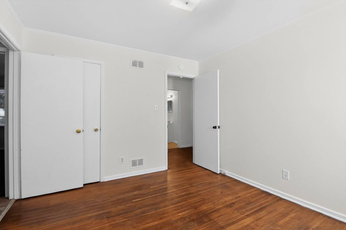 House for rent at 1813 Lasalle St, Charlotte, NC 28216