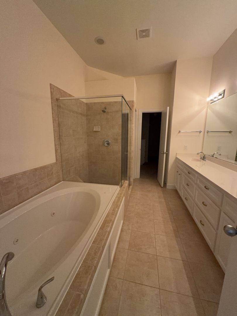 House for rent at 8705 Bryam St, Houston, TX 77061