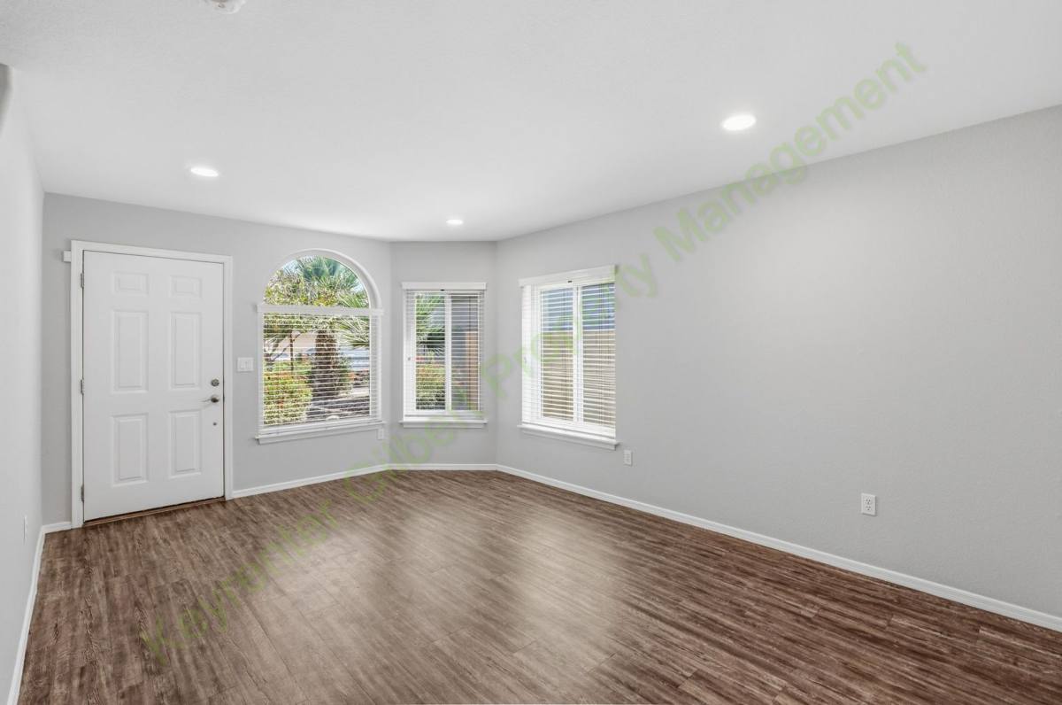 House for rent at 1333 W Glenmere Dr, Chandler, AZ 85224