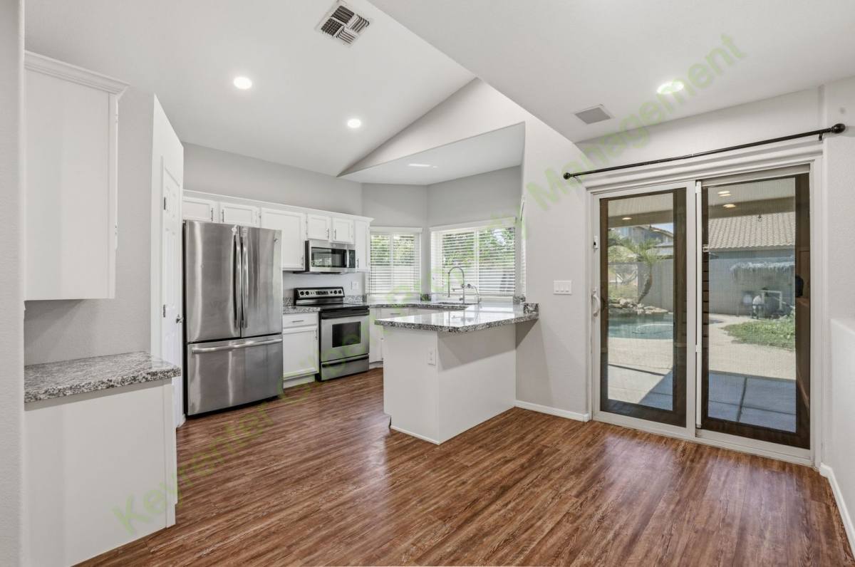 House for rent at 1333 W Glenmere Dr, Chandler, AZ 85224