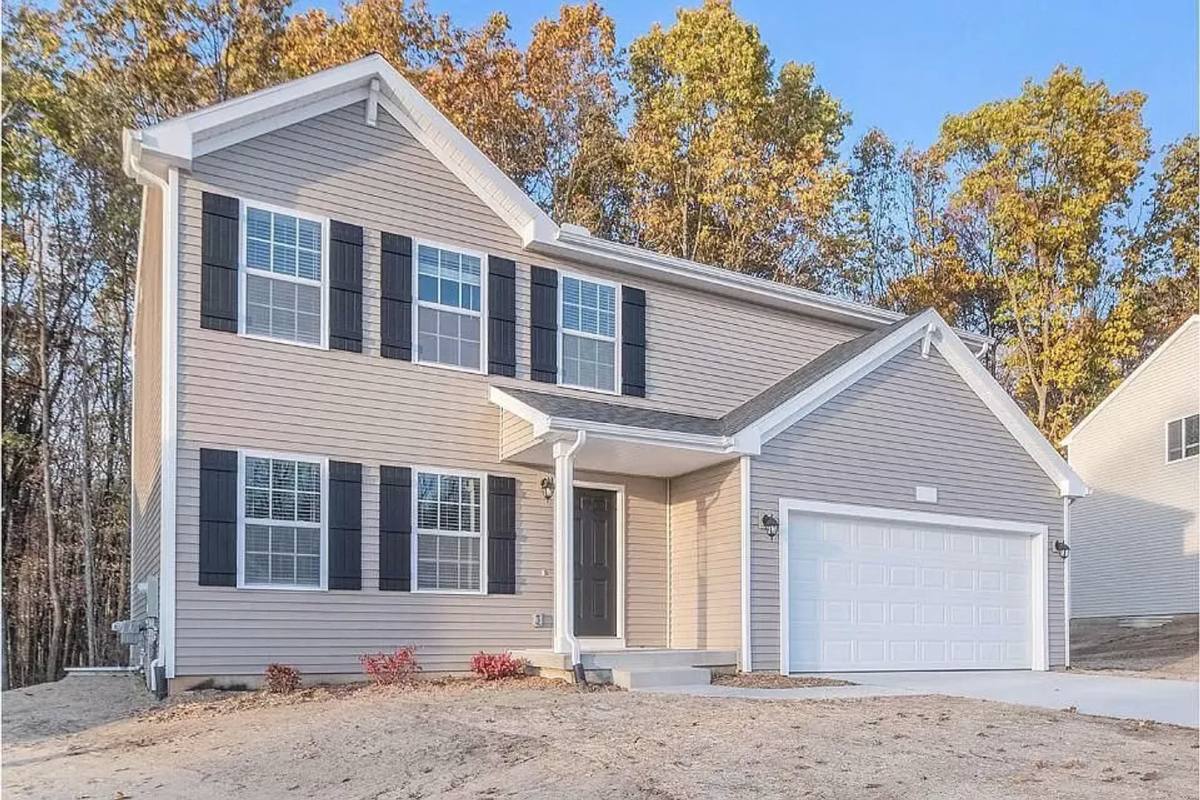 House for rent at 6354 Wood Hollow Ave, Kalamazoo, MI 49009