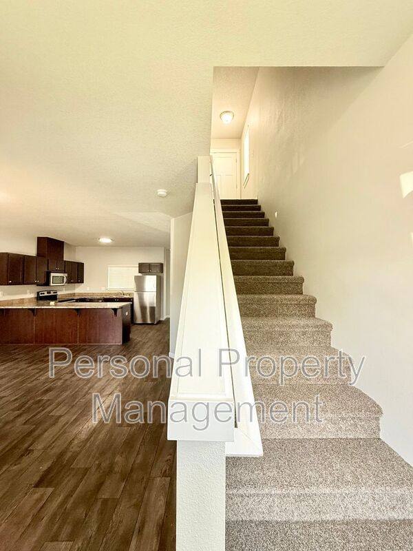 Townhouse for rent at 12600 NE 49th St #BLDG F, Vancouver, WA 98682