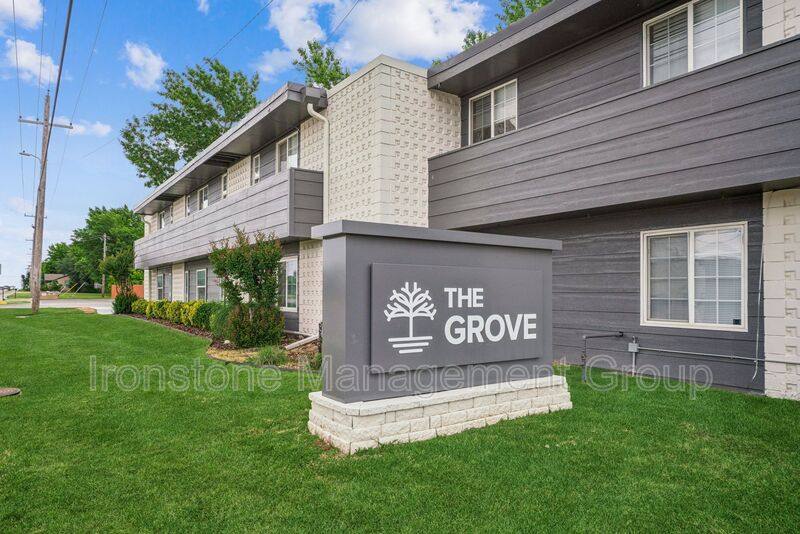 Apartment for rent at 109 S 9th Ave #102, Broken Arrow, OK 74012
