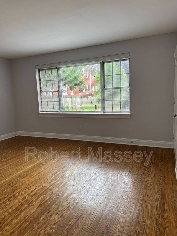 Apartment for rent at 2079 Douglass Blvd #9, Louisville, KY 40205