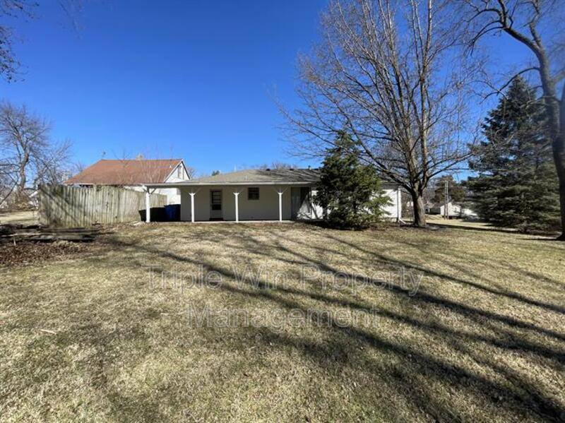 House for rent at 1280 St Catherine, Florissant, MO 63031